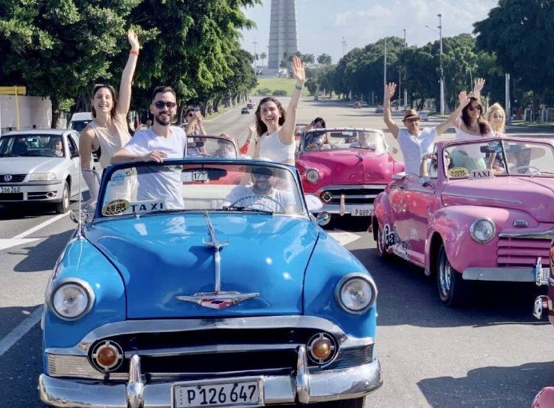 Travel experience showing cuba